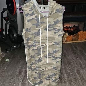 Heimish Womens Camo Dress!! Size Small!! Super Cute With Hood!